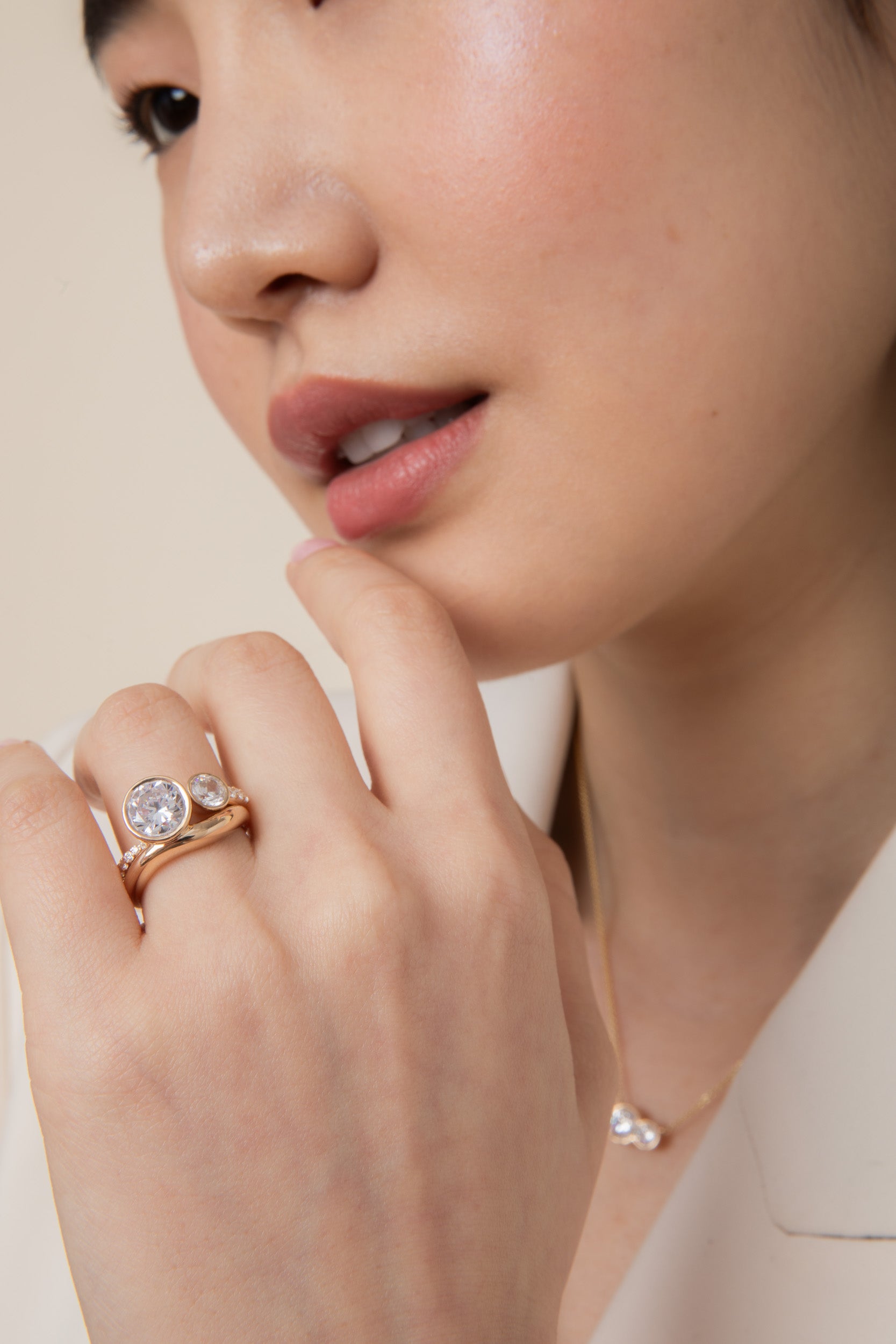 Solo Round Engagement Ring