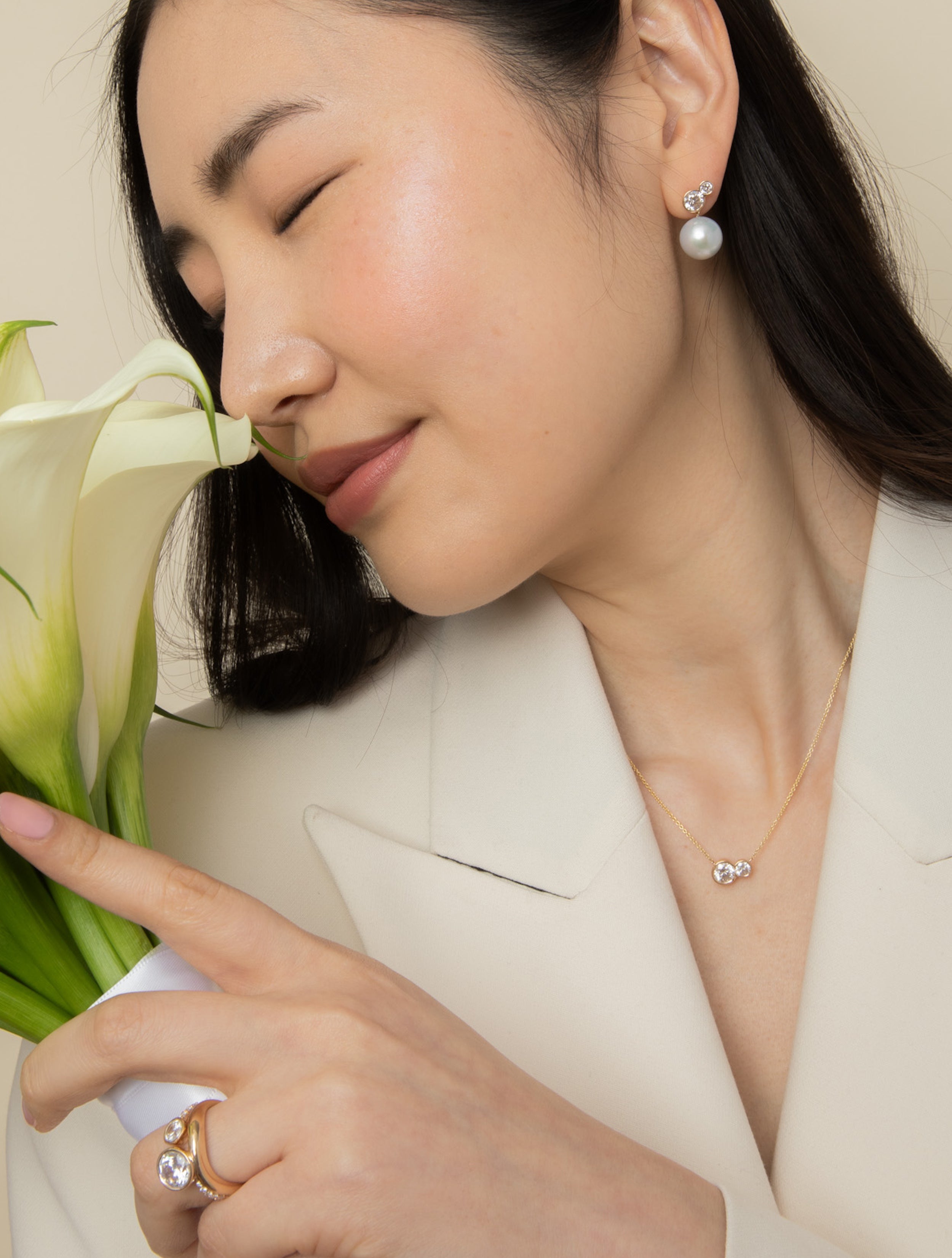 Solo Round Engagement Try-on Ring