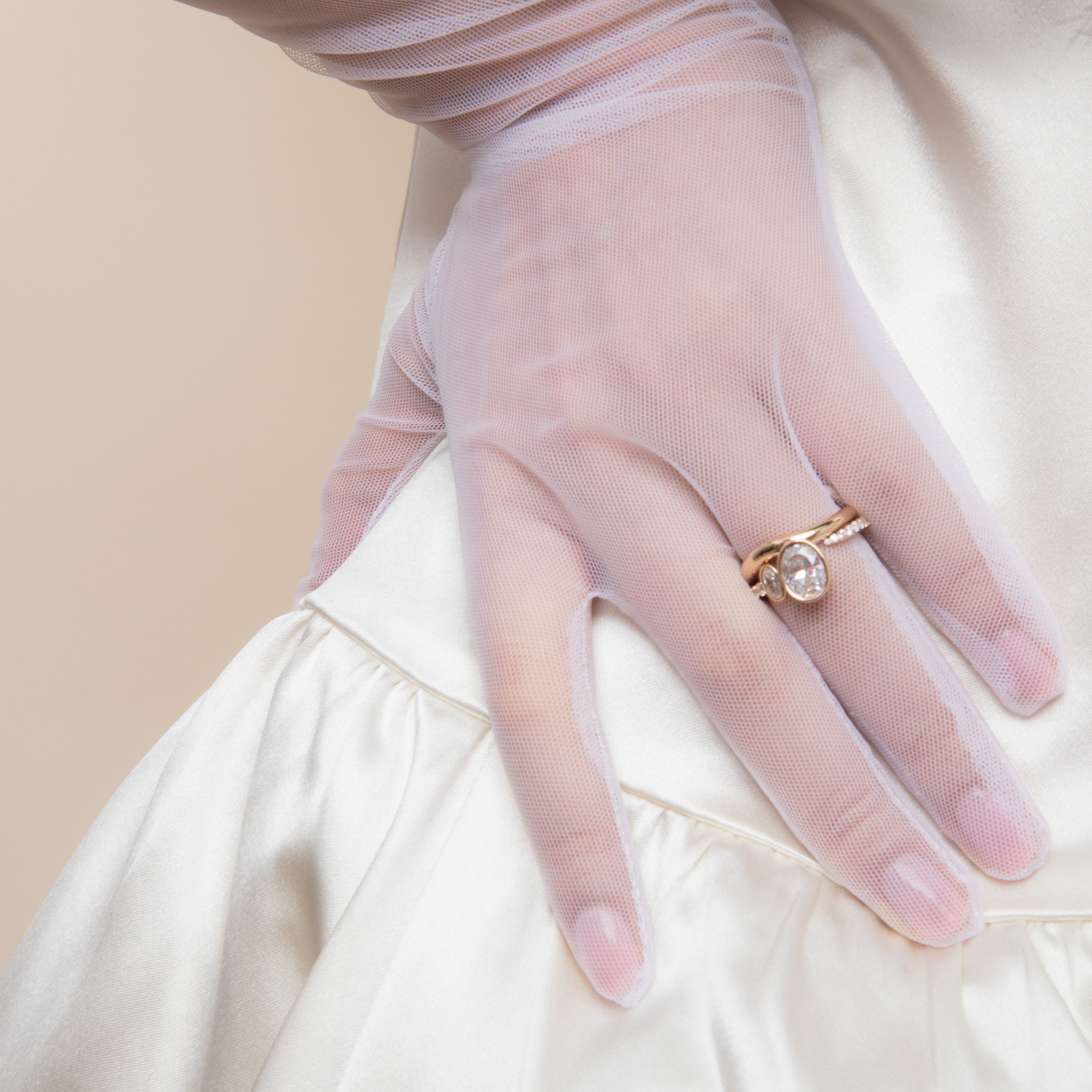 Solo Oval Engagement Try-on Ring