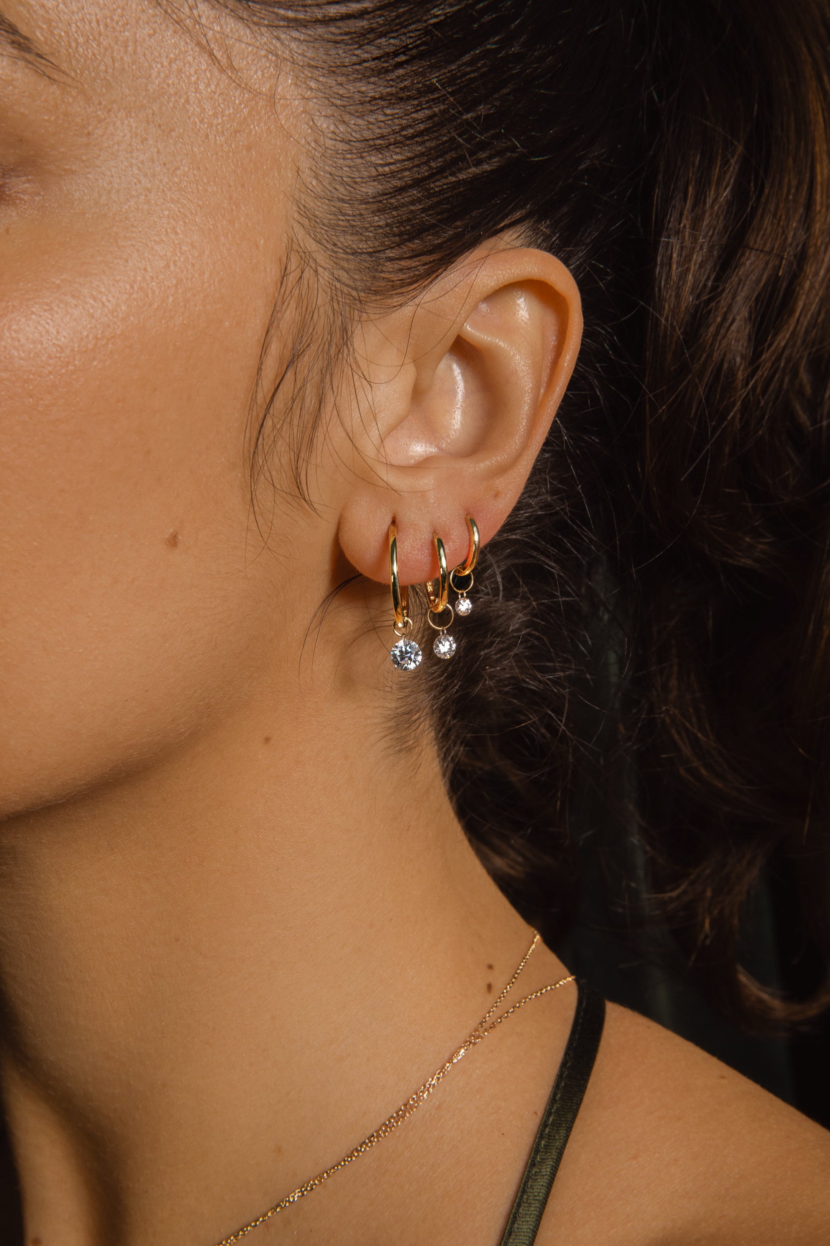 8mm Gold Huggies