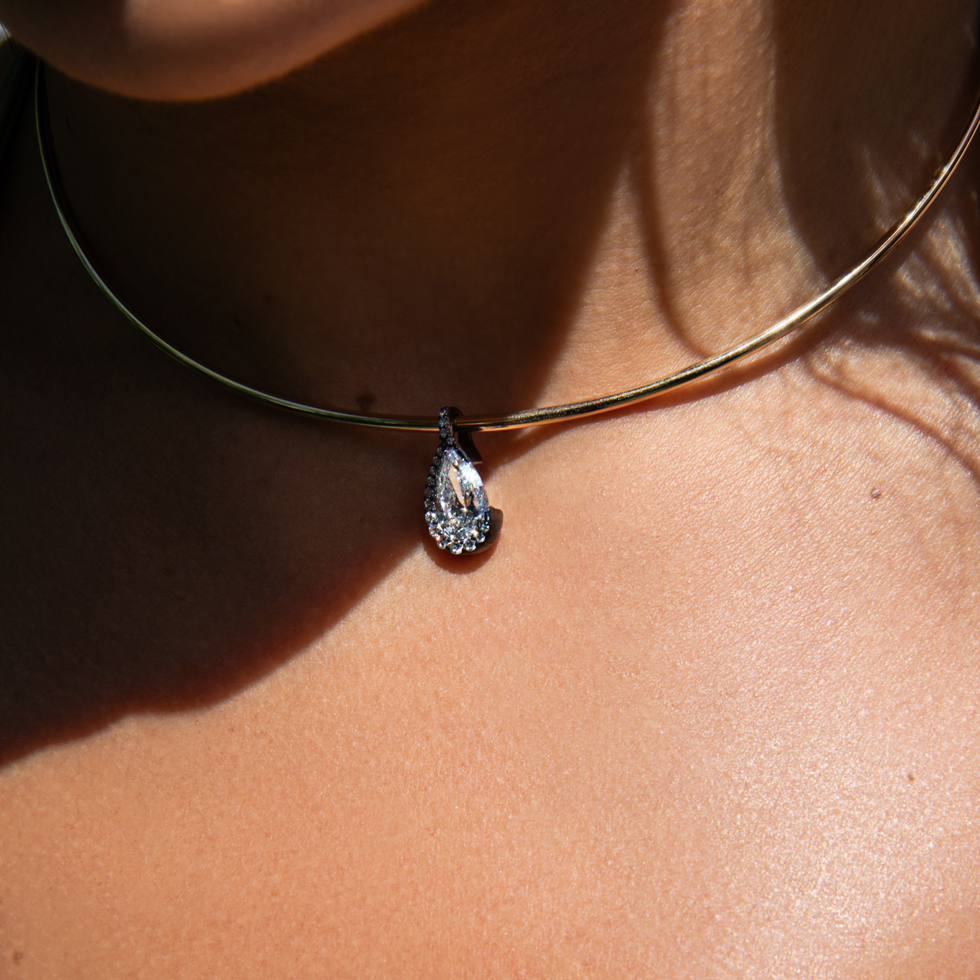 Gold Wire Choker