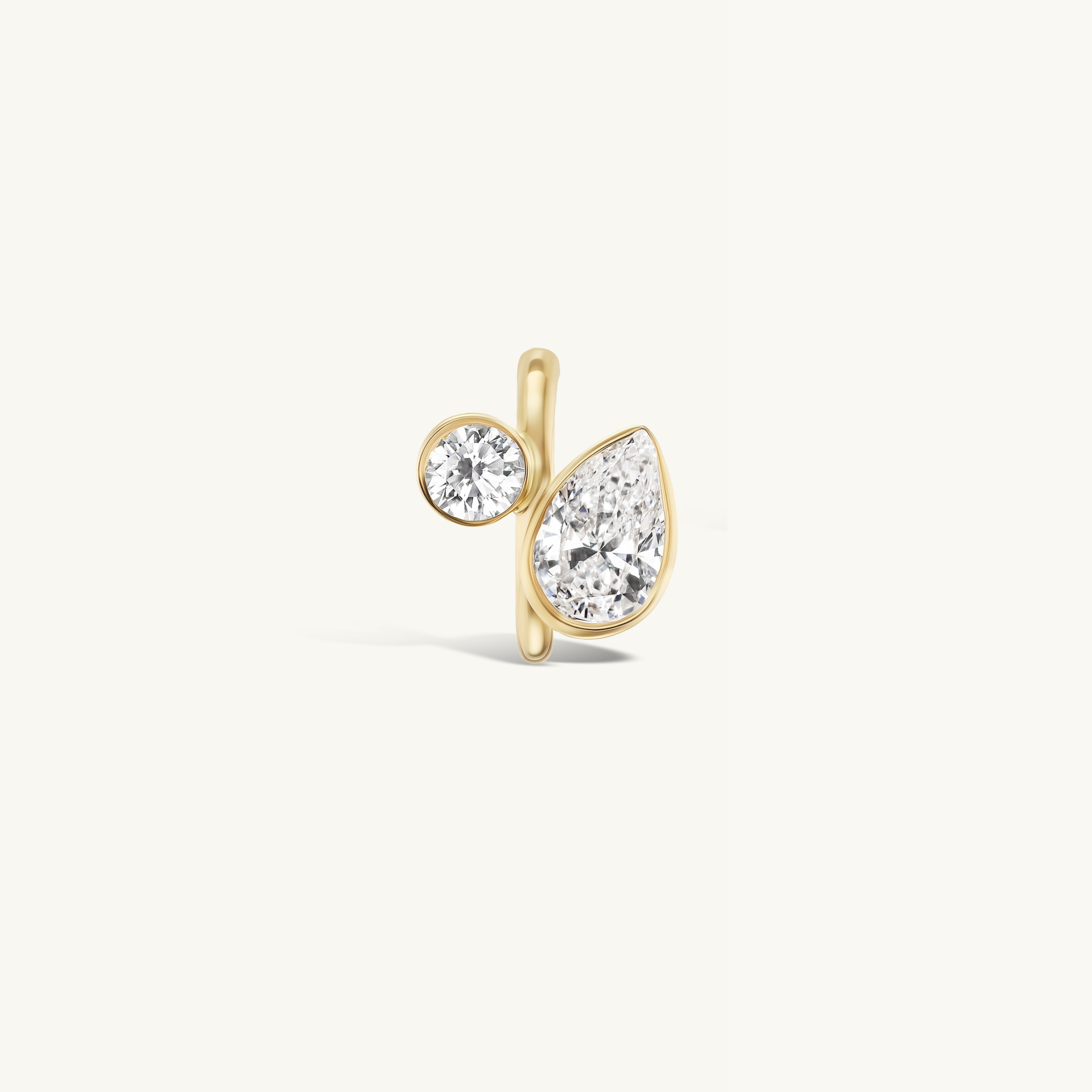 Pear + Round Trace Huggie