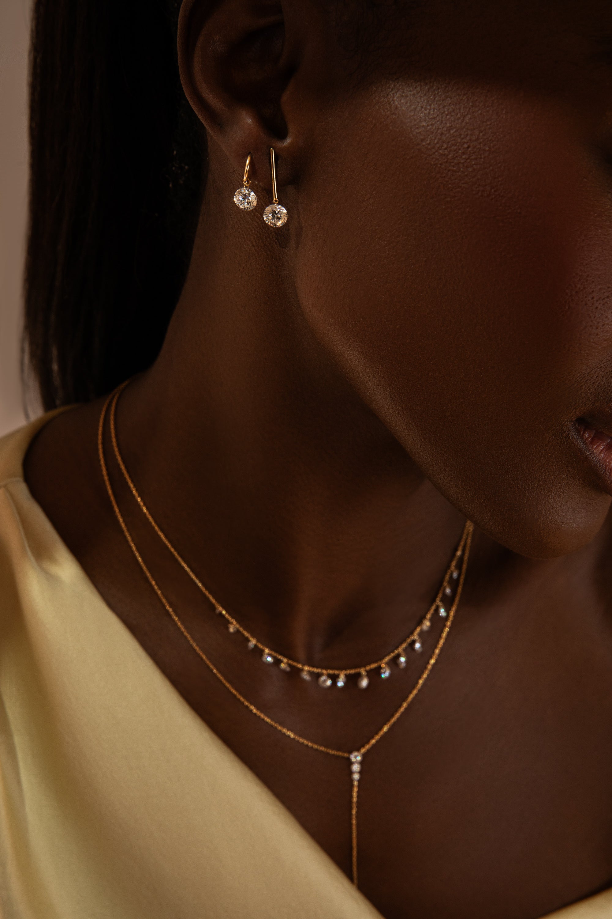 Triplet Round Pierced Diamond Lariat