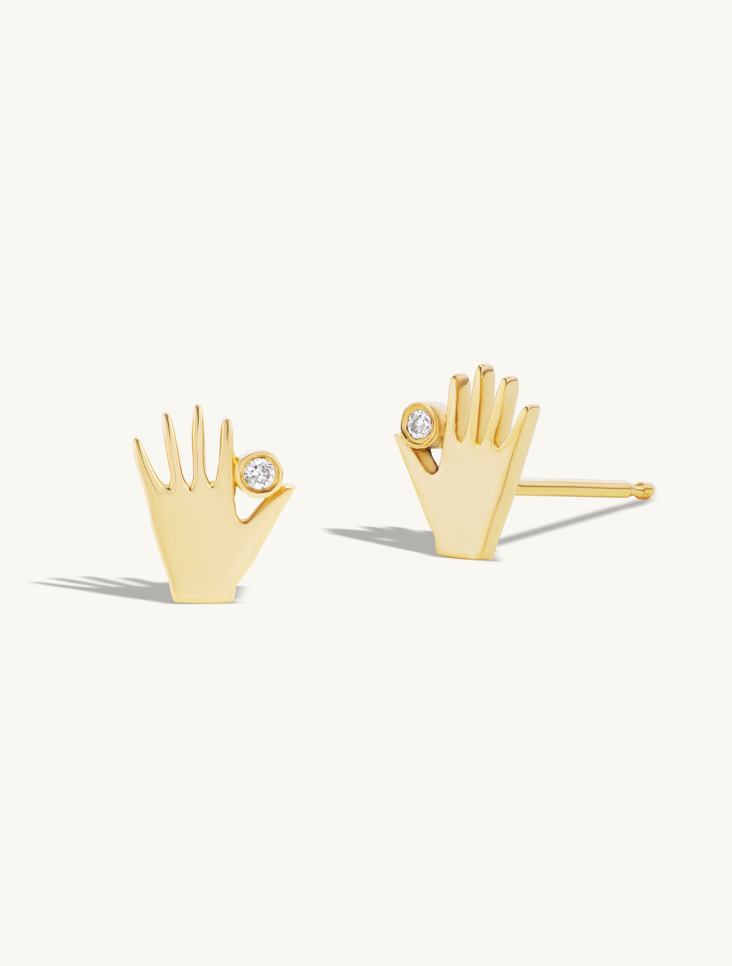 Diamond in Hand Stud