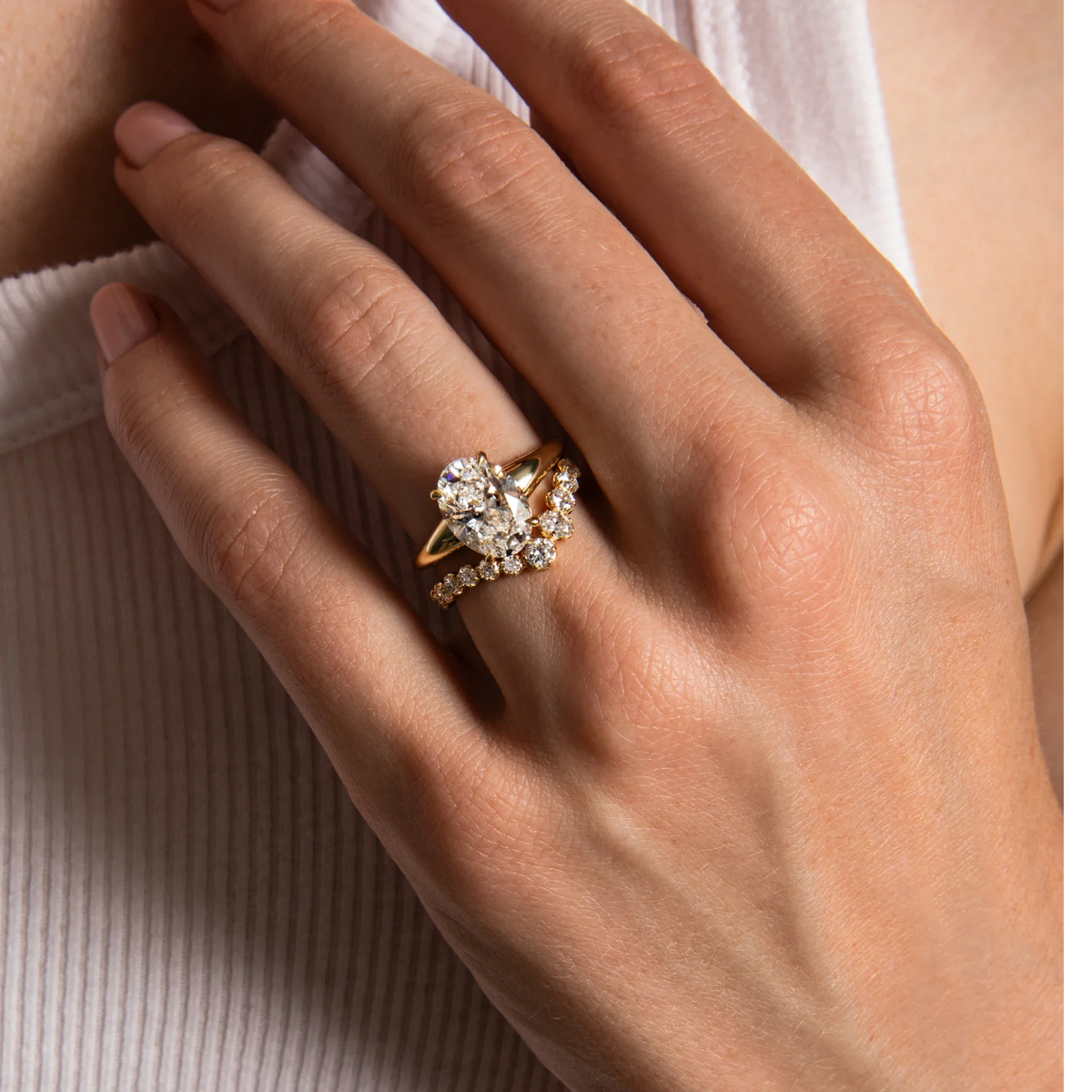 Blossom - Oval, 2CT