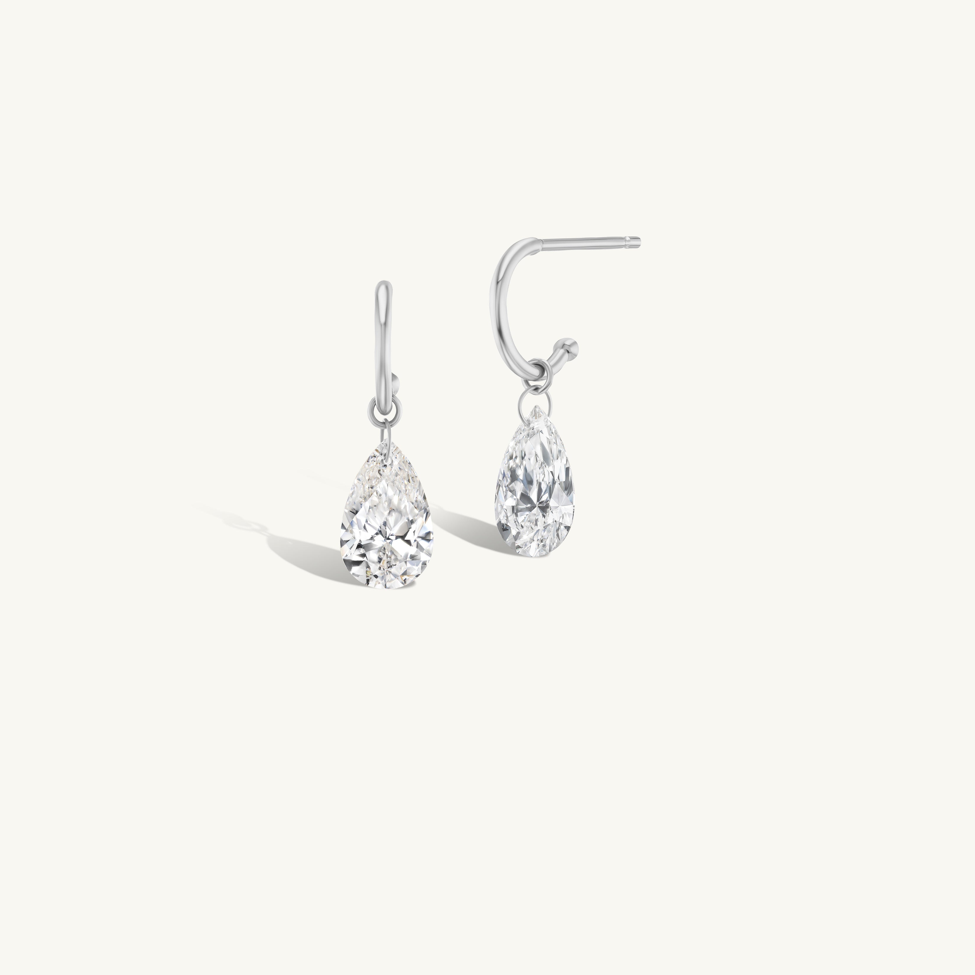 1 Carat Pear Pierced Diamond Earring