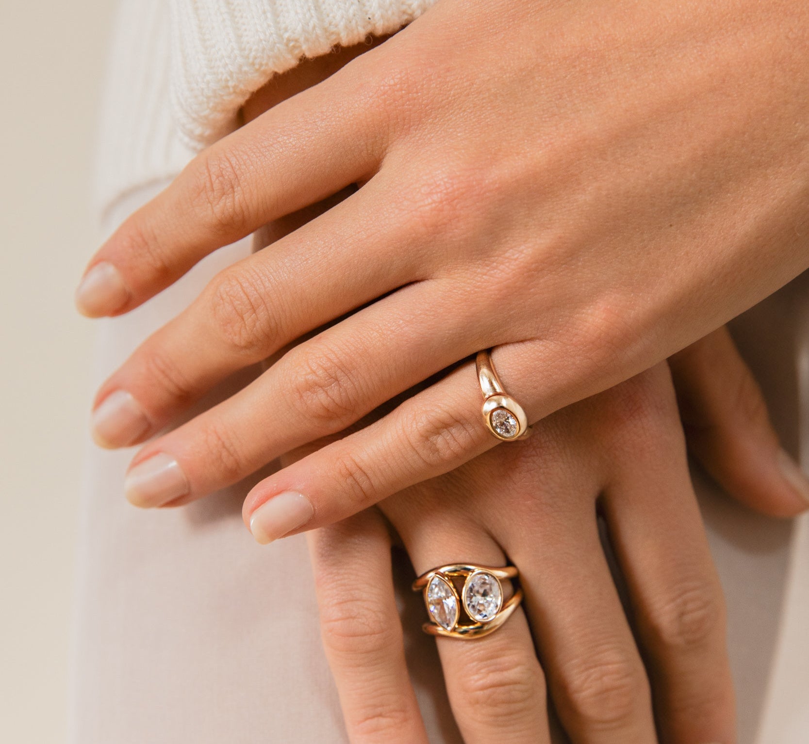 Venus Pinky Ring