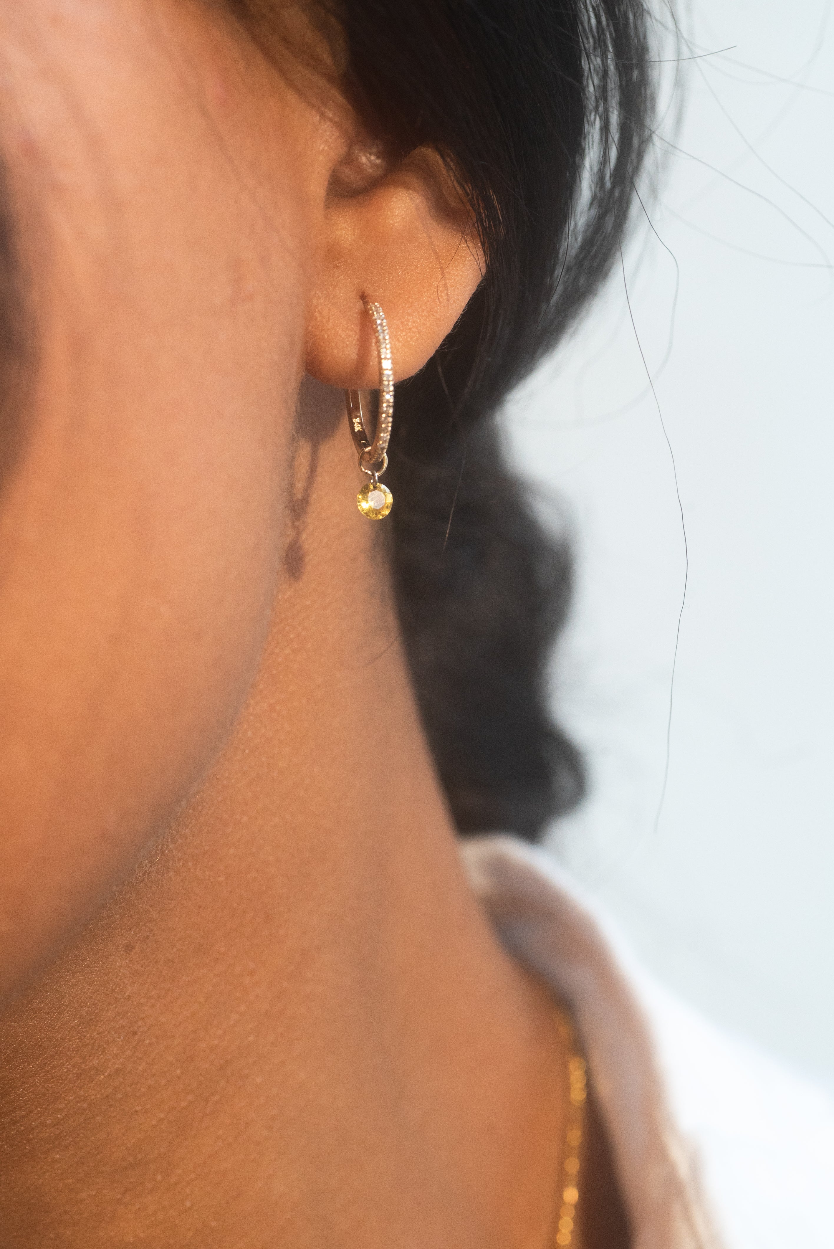 15mm Pave Huggies