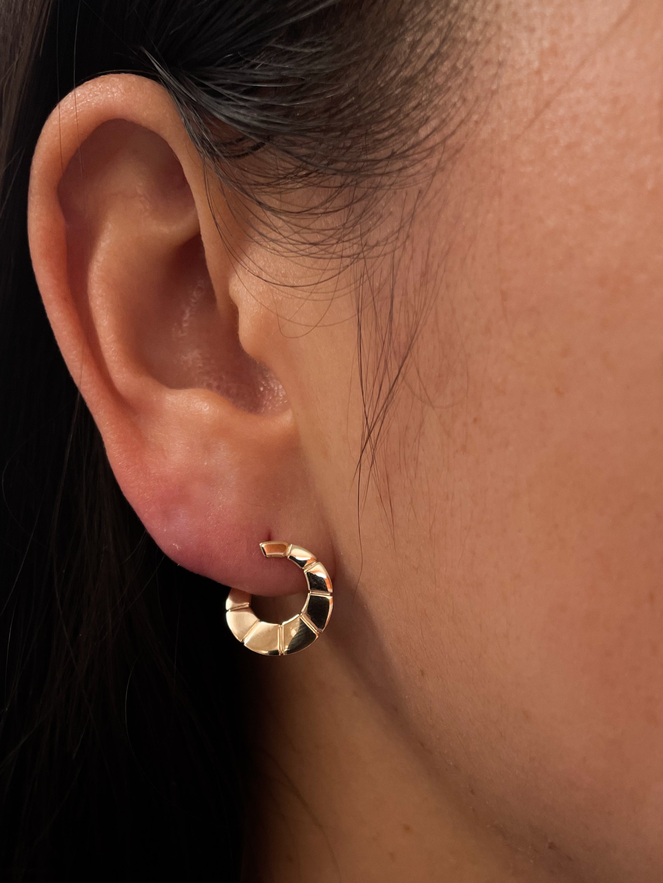 Ridged Spiral Hoops