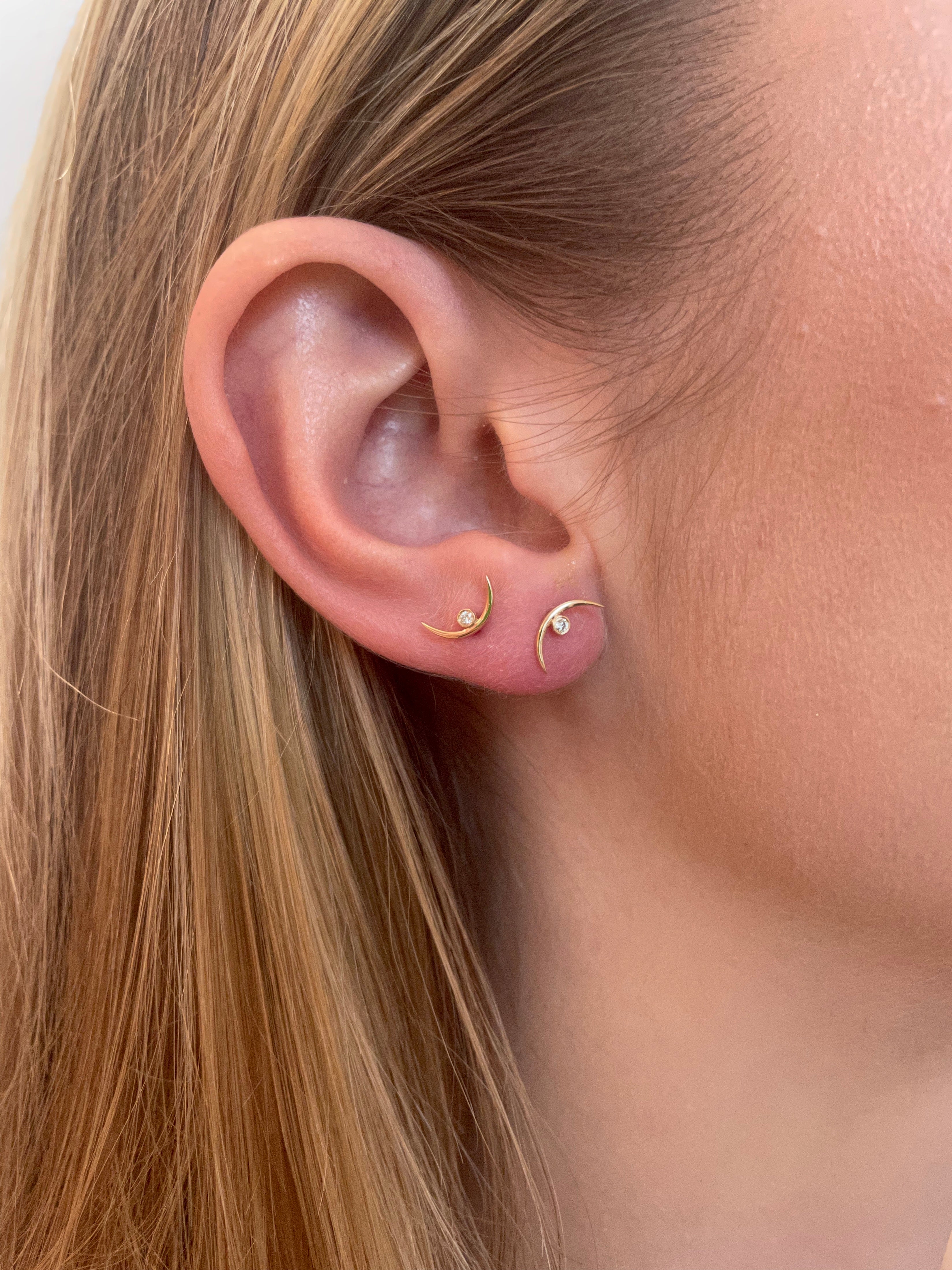 Balance Crescent Stud