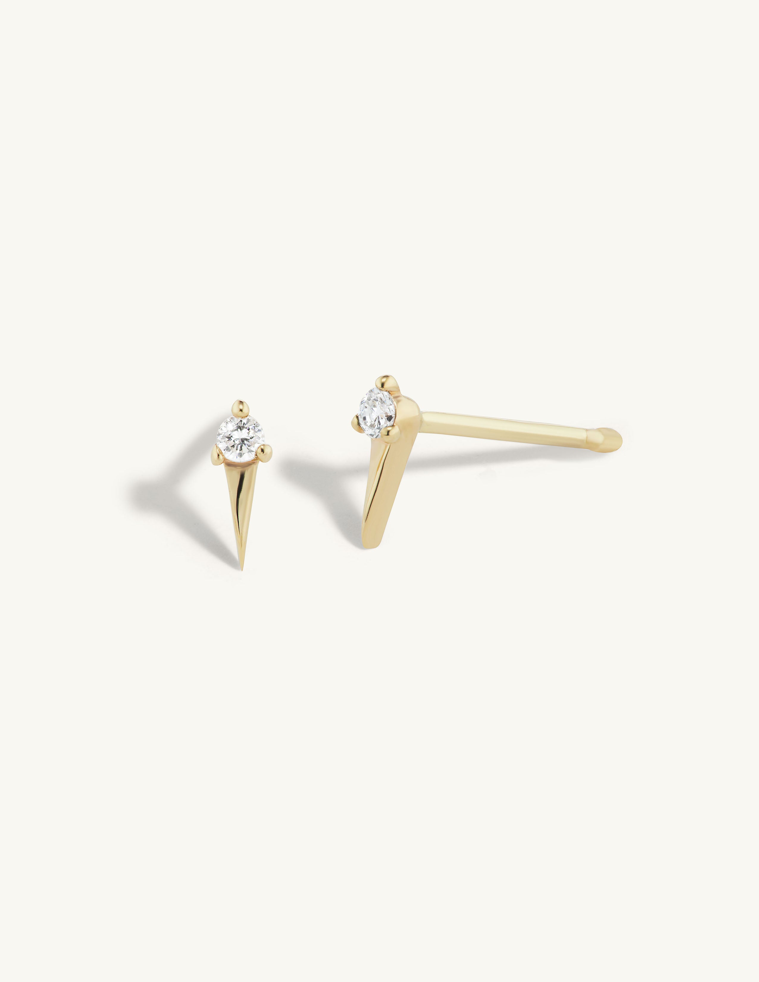 Single Diamond Spike Stud Earrings in 14K White Gold