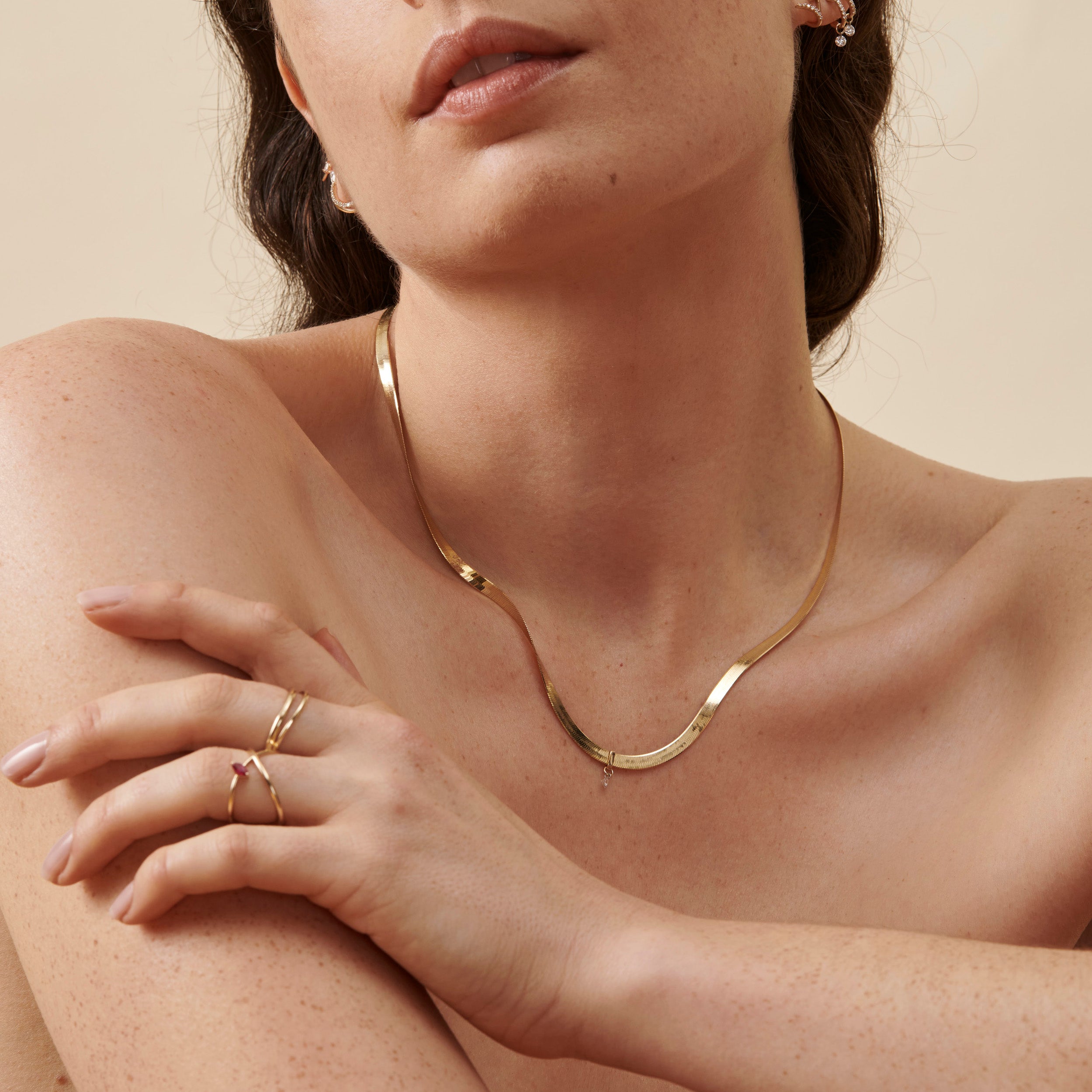 Herringbone Chain with Pierced Diamond