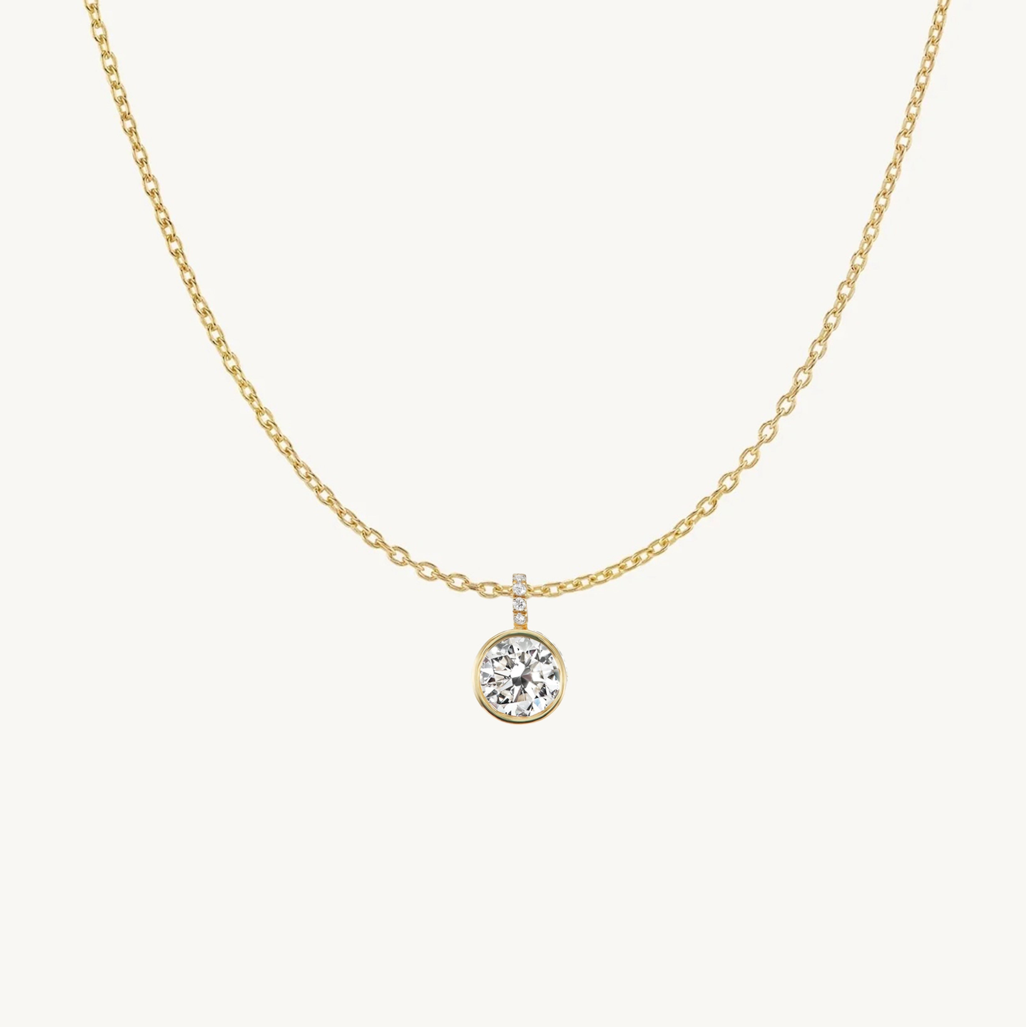 Round Pendant + Free Chain Necklace