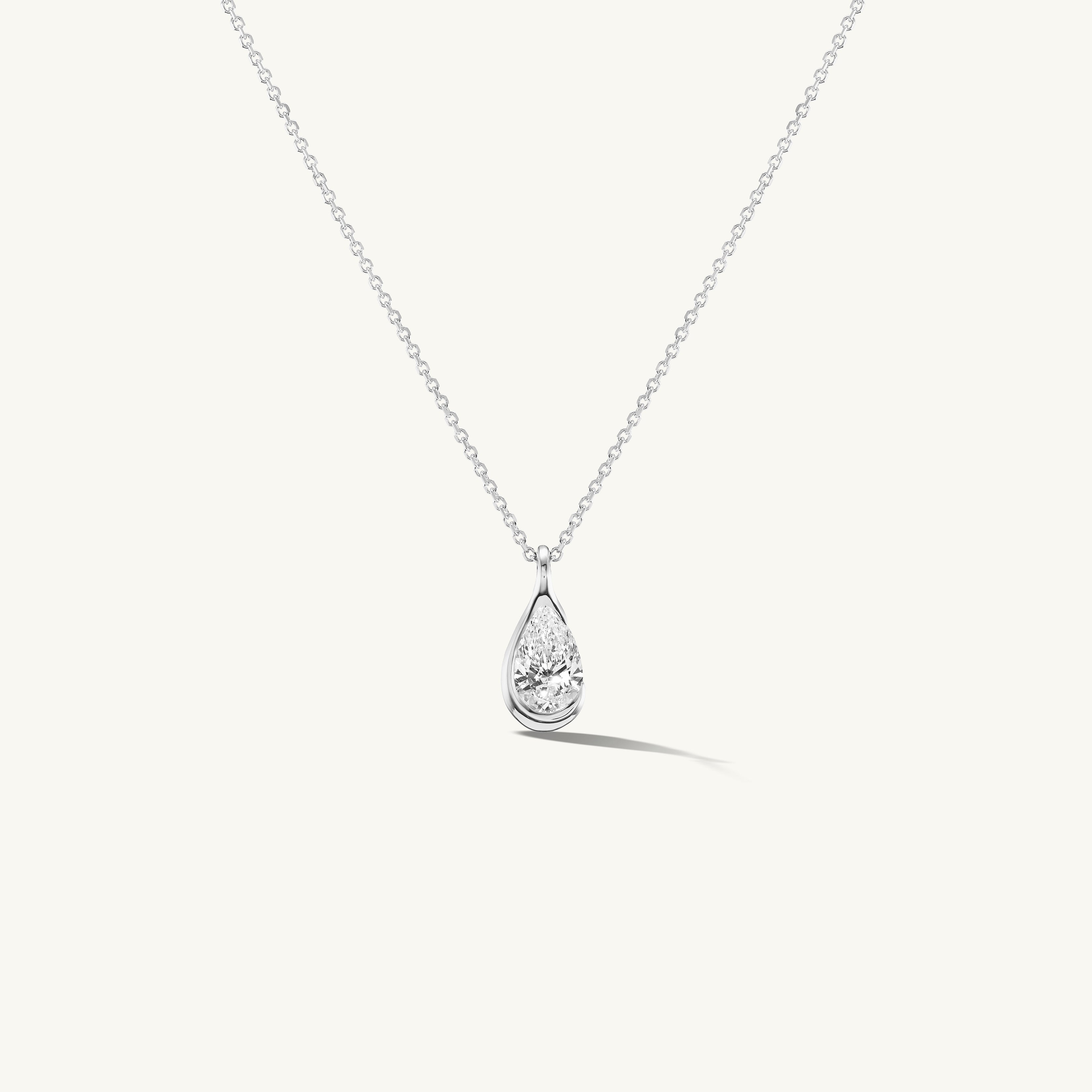 Droplet Pendant Necklace