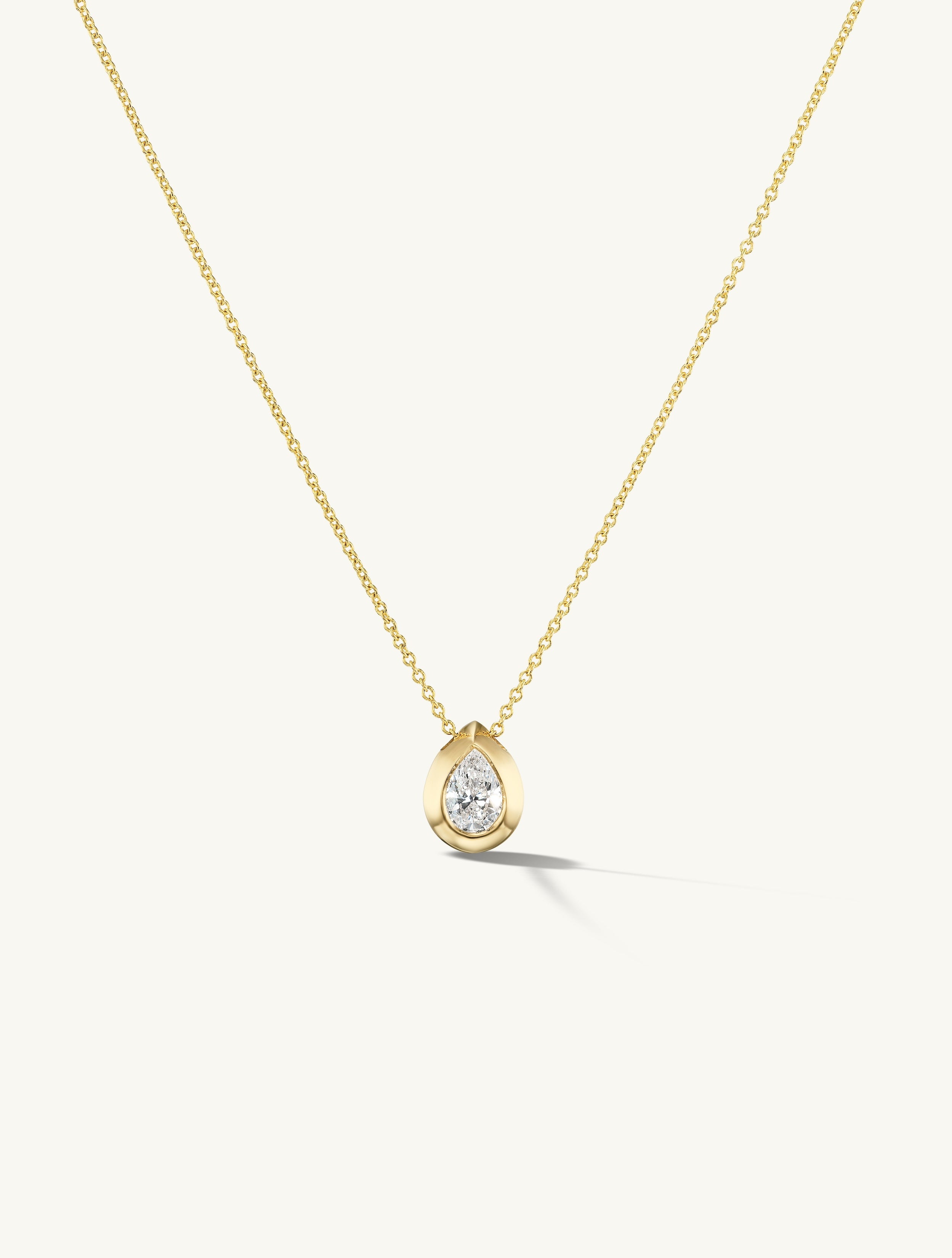 Medium Pear Venus Pendant
