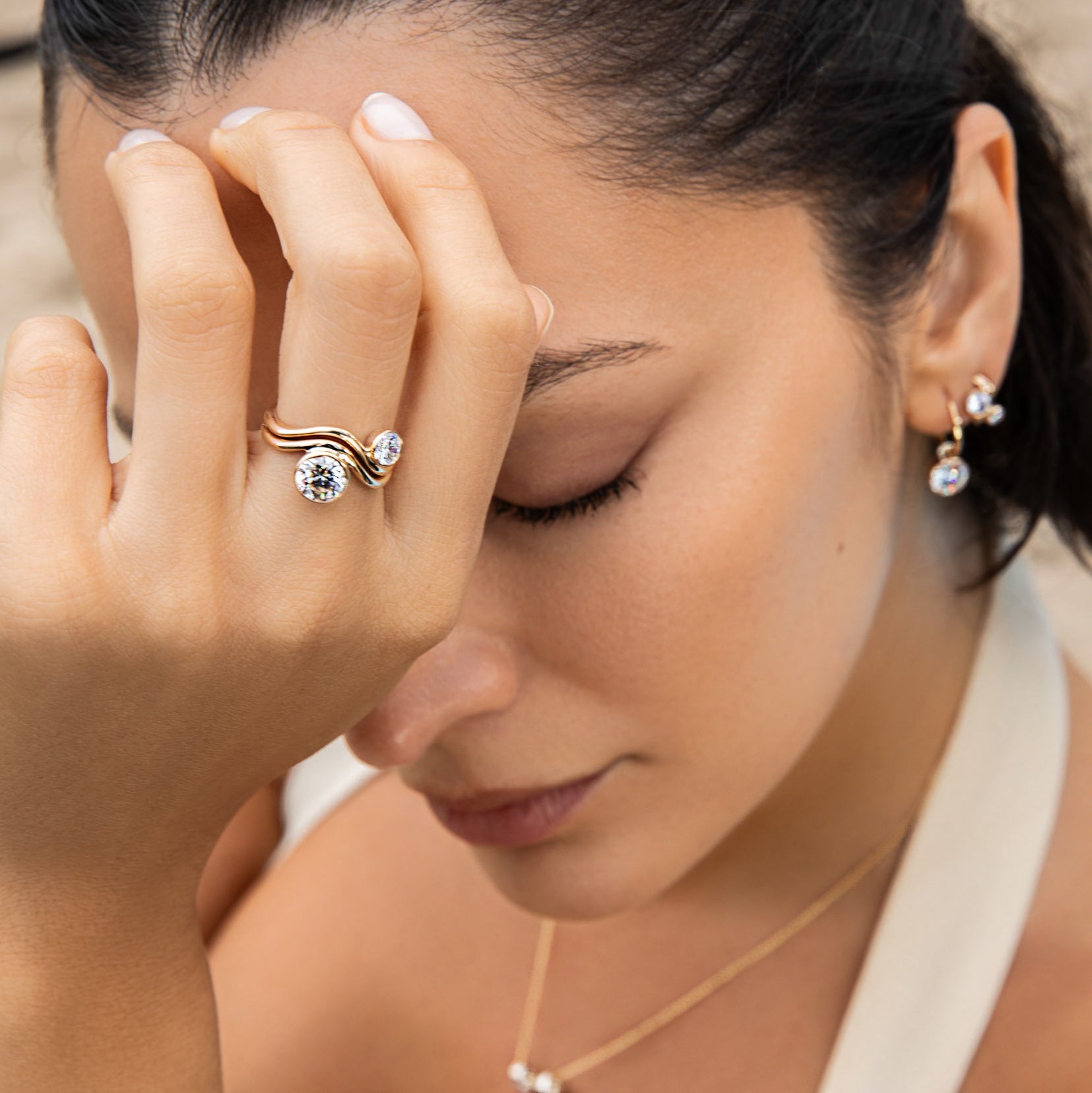 Large Round Trace Ring