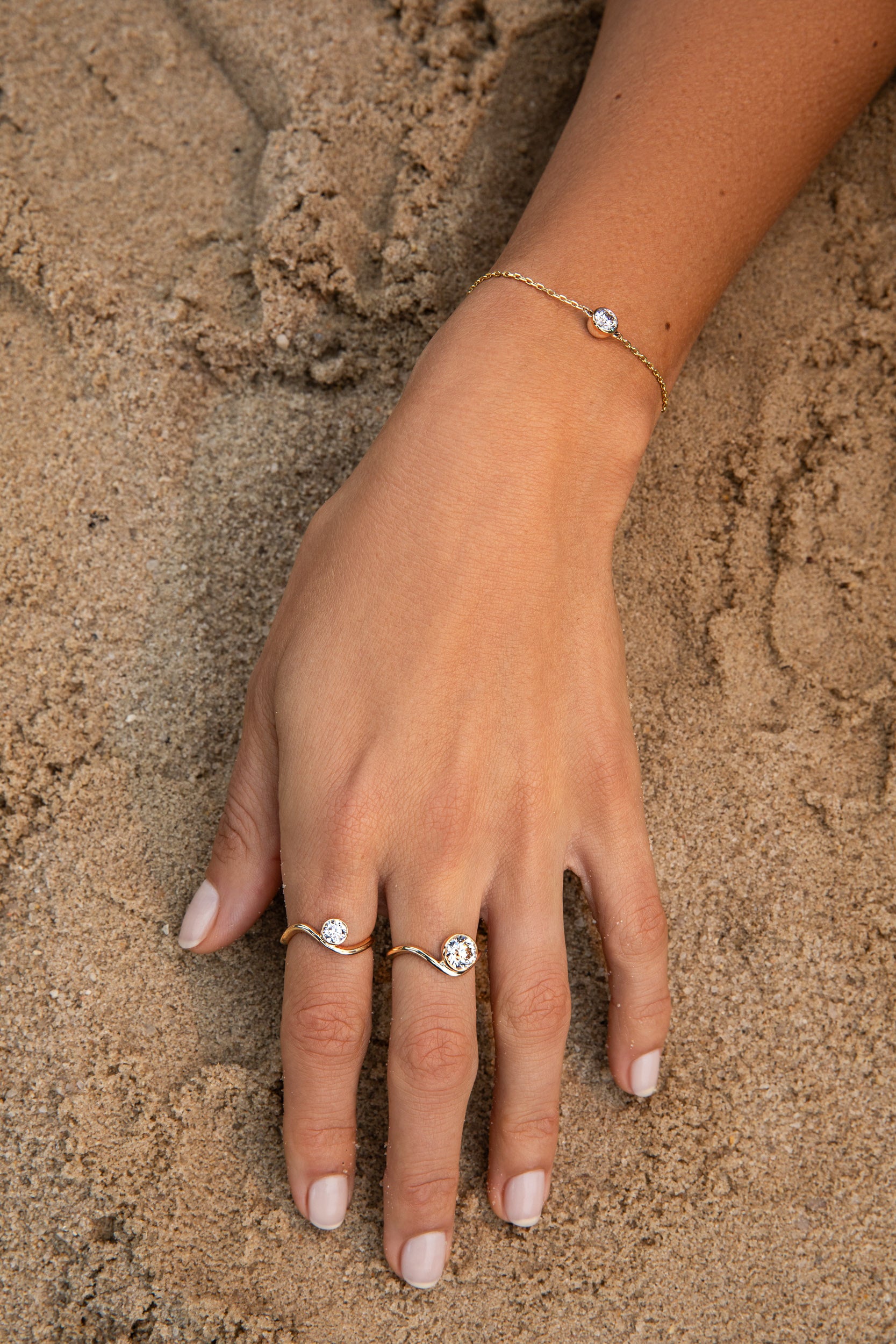 Round Bezel Bracelet