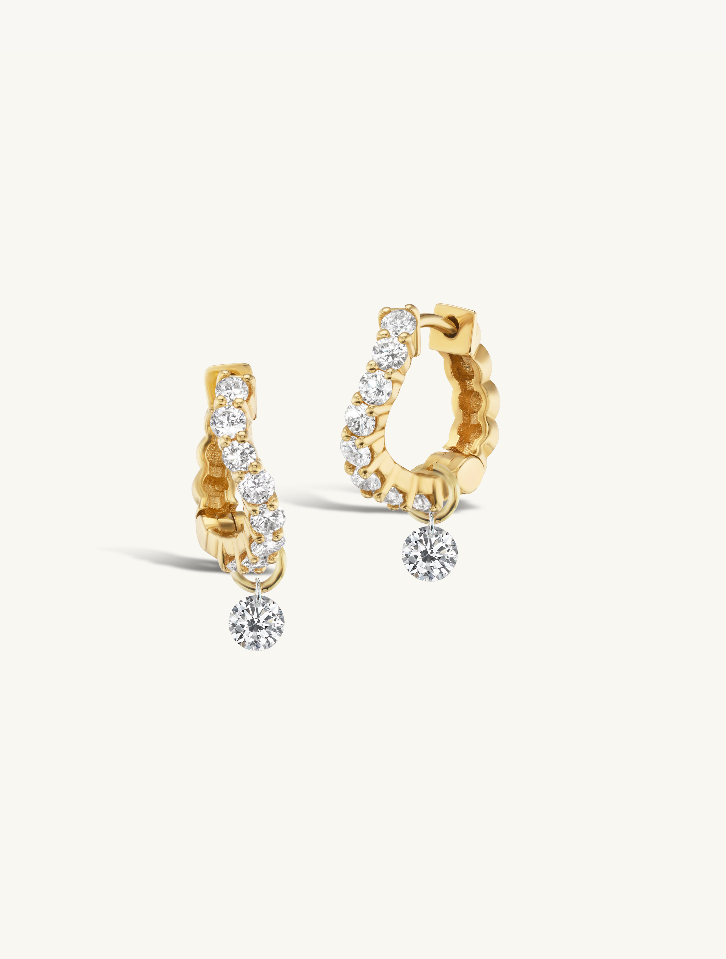 Double Prong Wave Hoop + Free Mini Diamond Charms