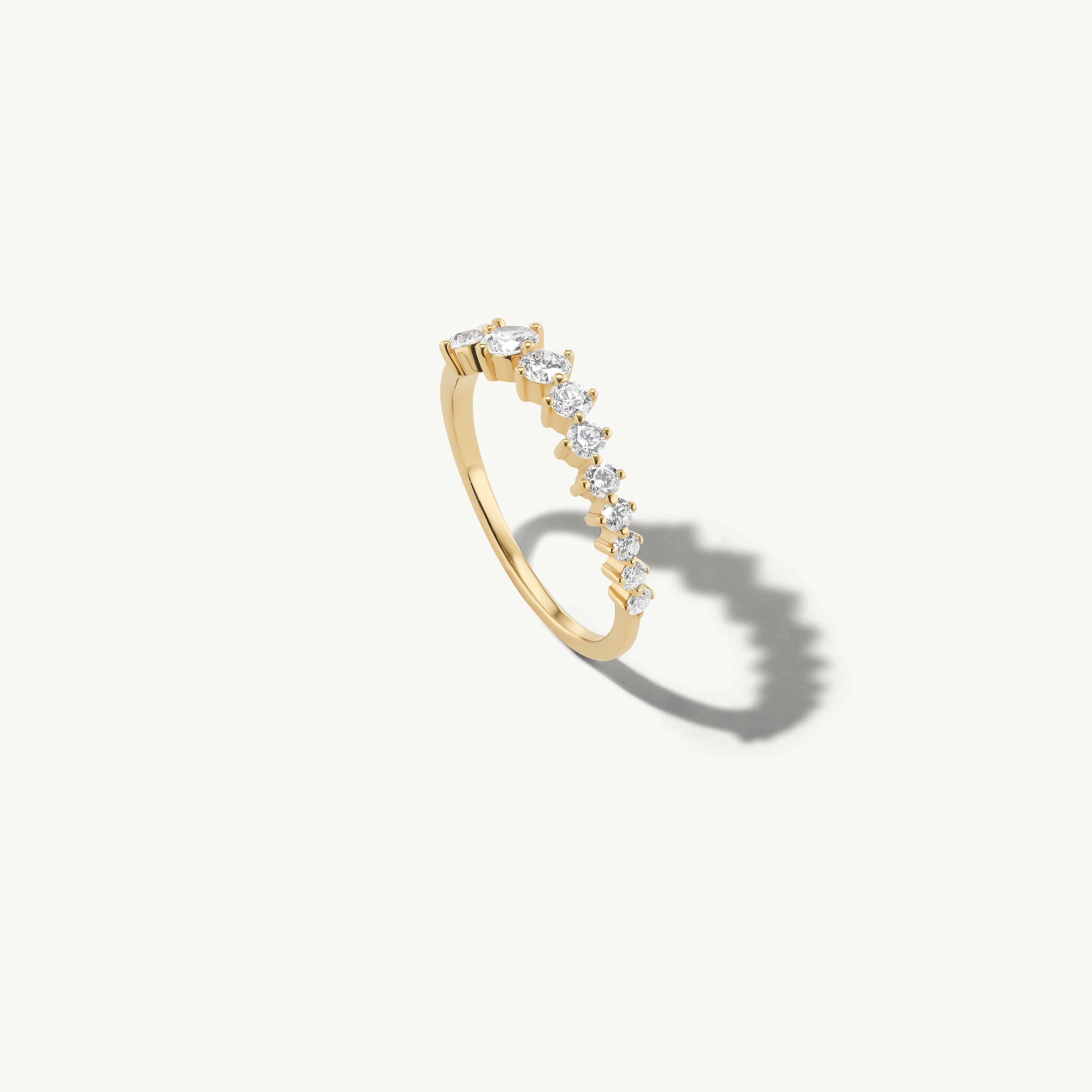 Graduating Waved Diamond Band