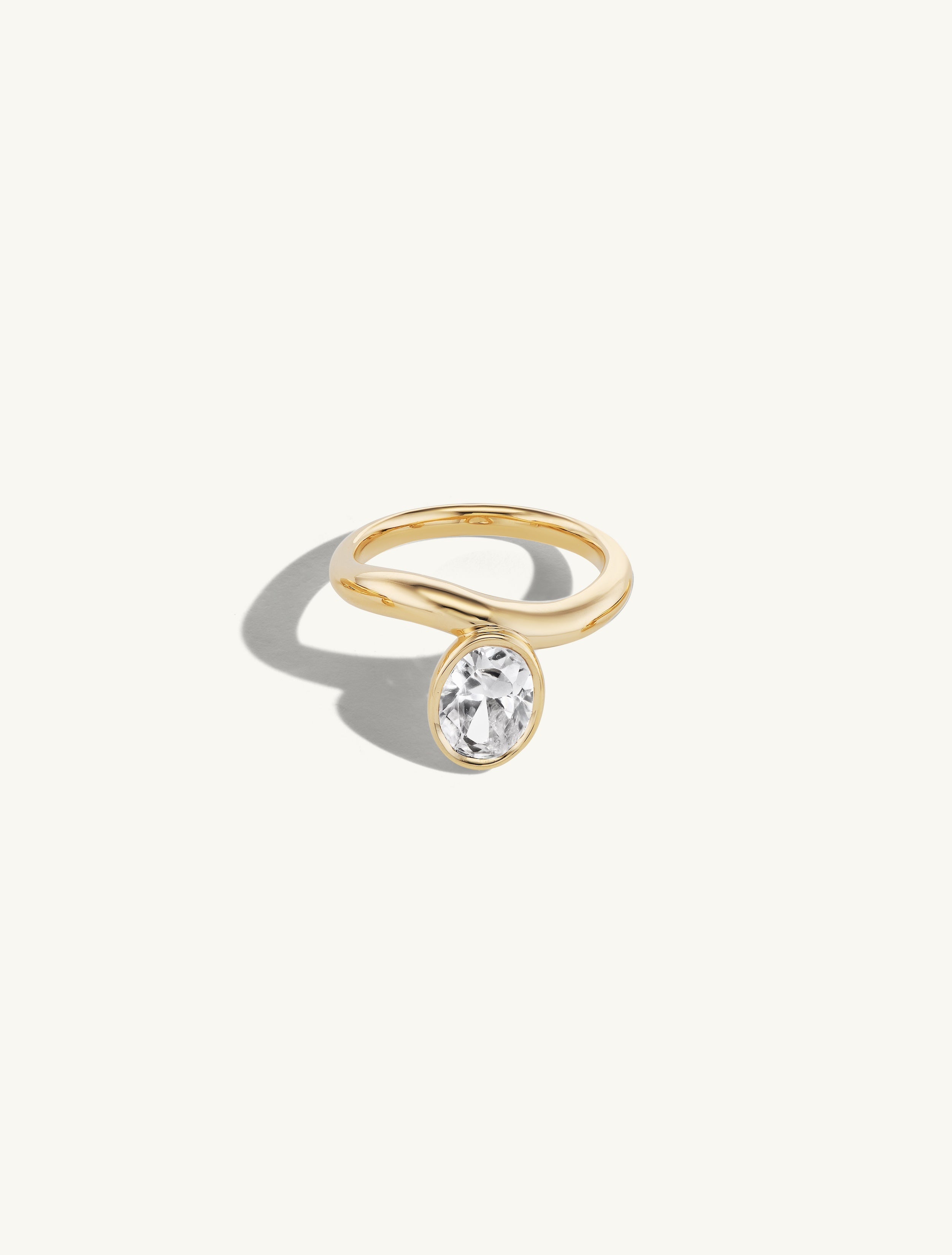 Solo Oval Engagement Ring
