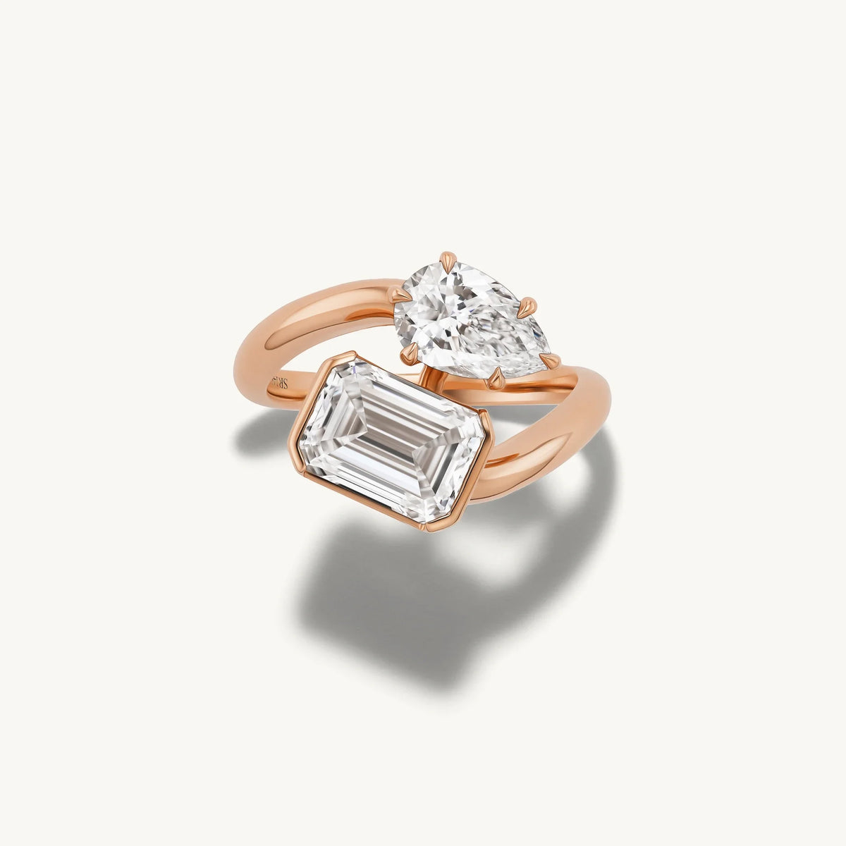 Pear Moi et Toi - Emerald, 2.5CT