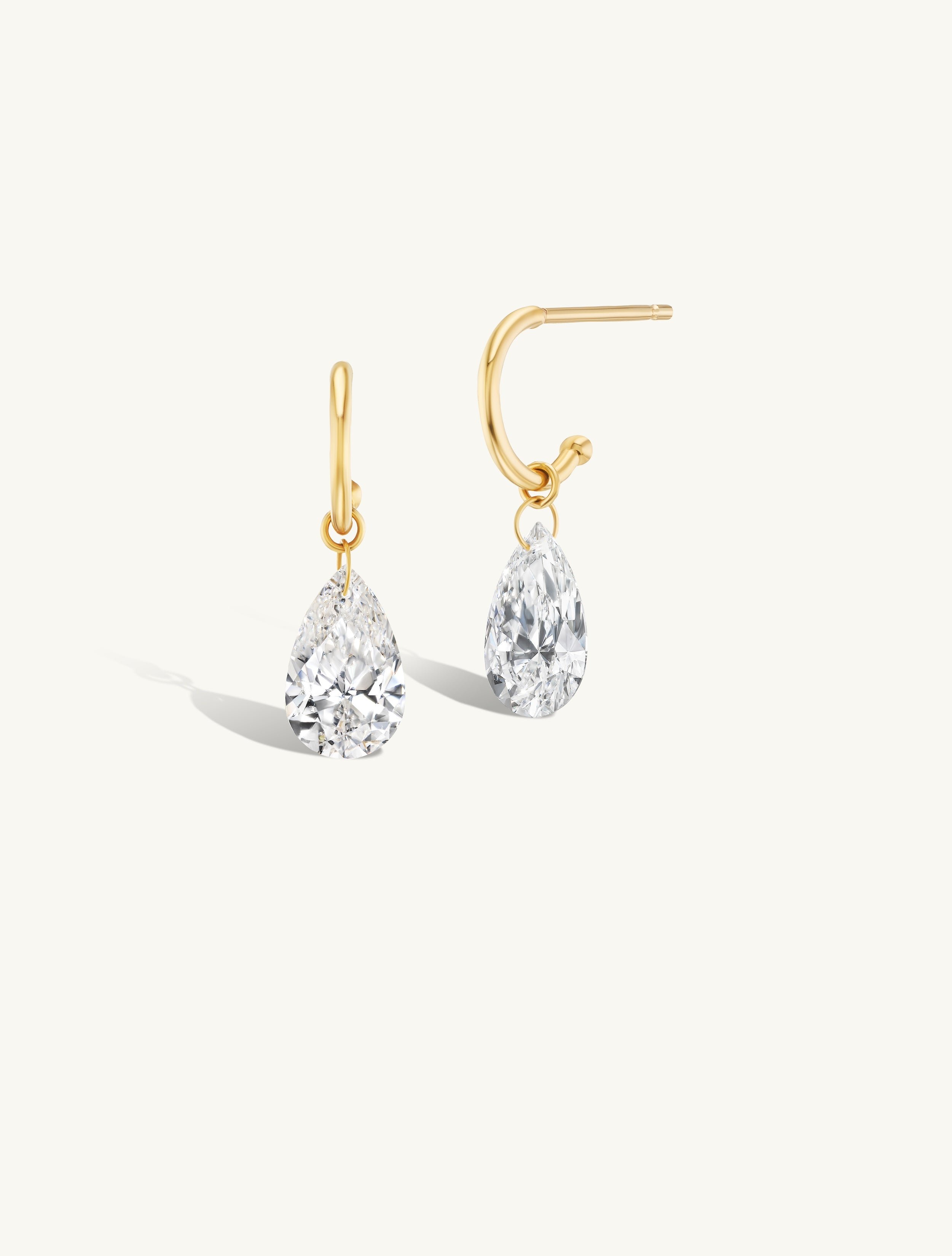 1 Carat Pear Pierced Diamond Earring