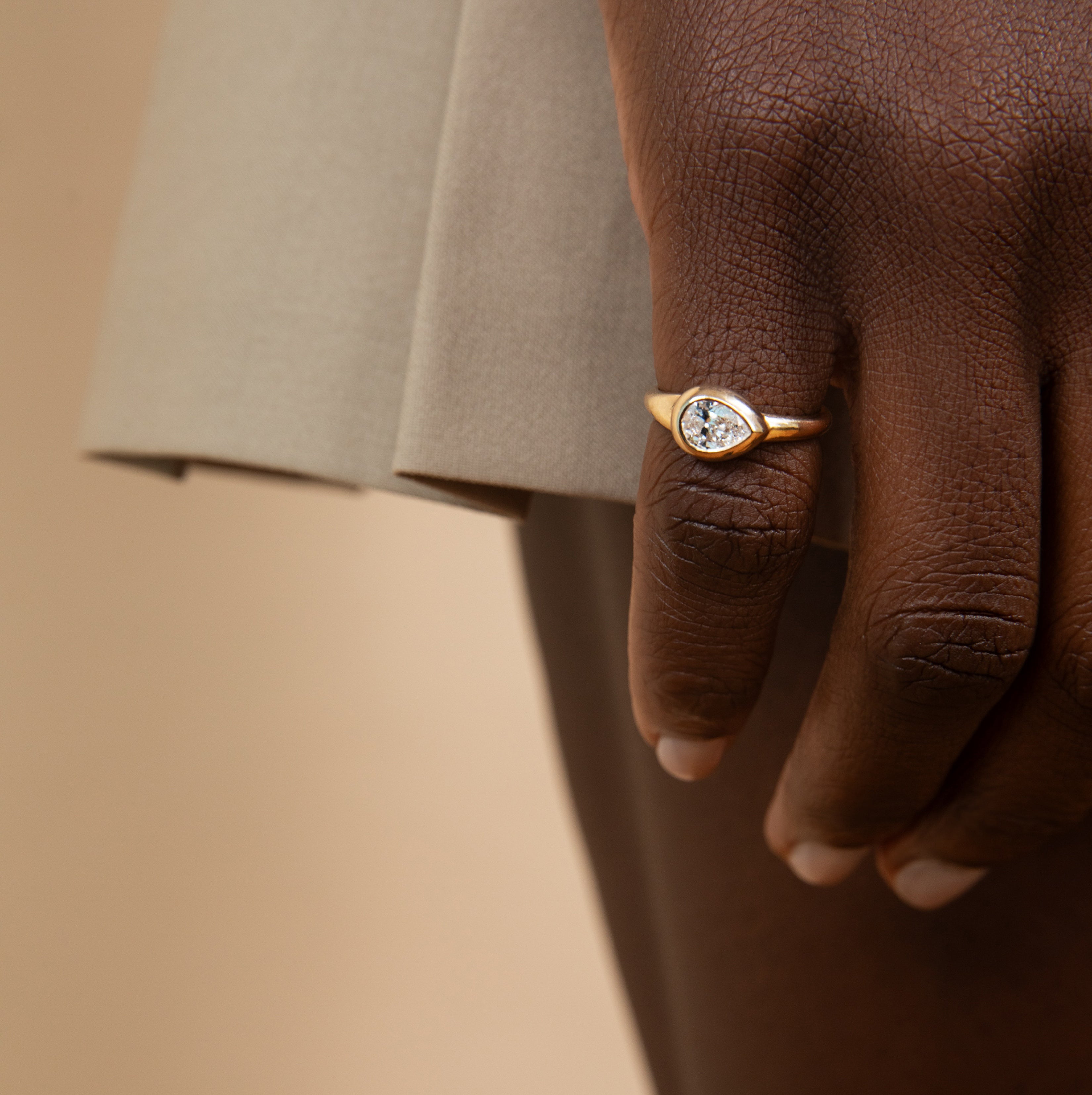 Venus Pear Pinky Ring