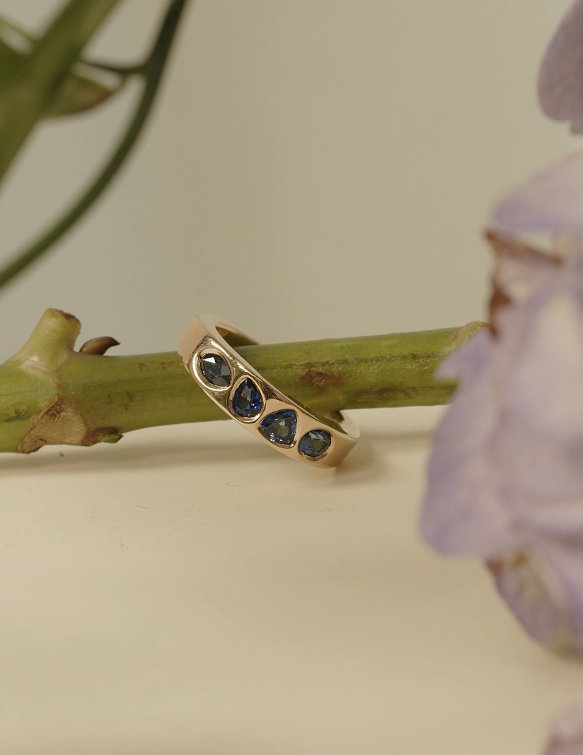 Blue Sapphire Geometric Band