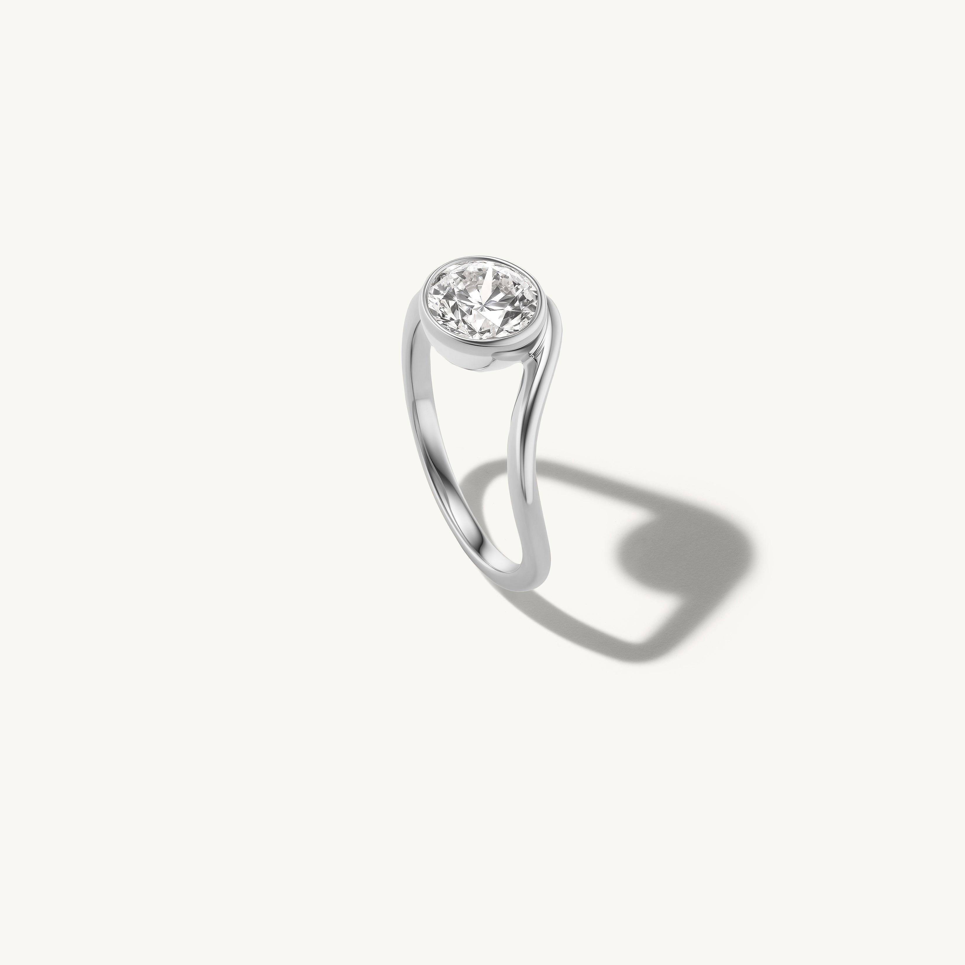 Large Round Trace Ring